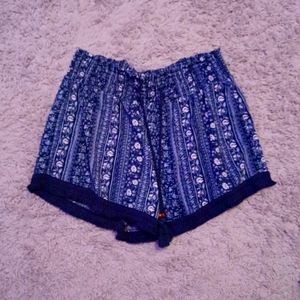 Blue no boundaries shorts